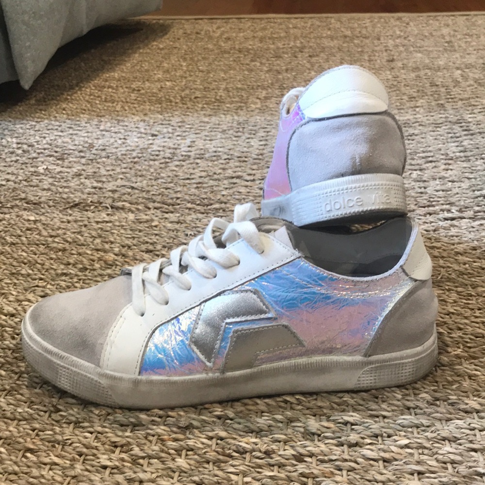 Dolce Vita Sneakers Iridescent Distressed size 8